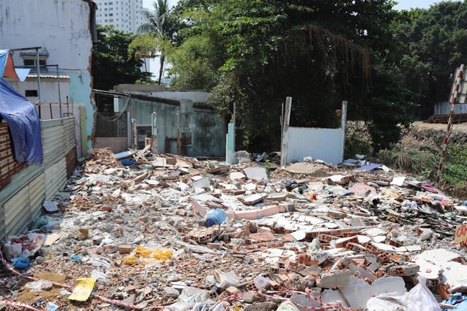 TP.HCM: Cảnh tr&aacute;i ngược ở dự &aacute;n rạch Xuy&ecirc;n T&acirc;m- Ảnh 9.