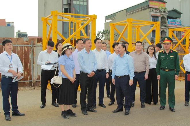 Thứ trưởng Nguyễn Văn Sinh: Gỡ vướng mắc, thúc đẩy phát triển nhà ở xã hội tại Hưng Yên- Ảnh 2. Thứ trưởng Nguyễn Văn Sinh: Gỡ vướng mắc, thúc đẩy phát triển nhà ở xã hội tại Hưng Yên- Ảnh 2.