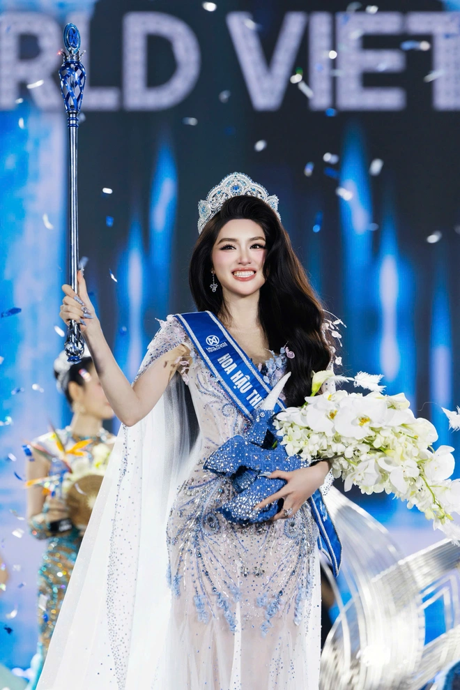Tân Miss World Vietnam 2025 gọi tên người đẹp Phan Phương Oanh- Ảnh 7. Tân Miss World Vietnam 2025 gọi tên người đẹp Phan Phương Oanh- Ảnh 7.