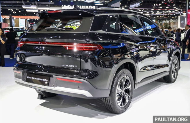 BYD Sealion 5 PHEV ra mắt Thái Lan, chạy 110km thuần điện- Ảnh 2. BYD Sealion 5 PHEV ra mắt Thái Lan, chạy 110km thuần điện- Ảnh 2.