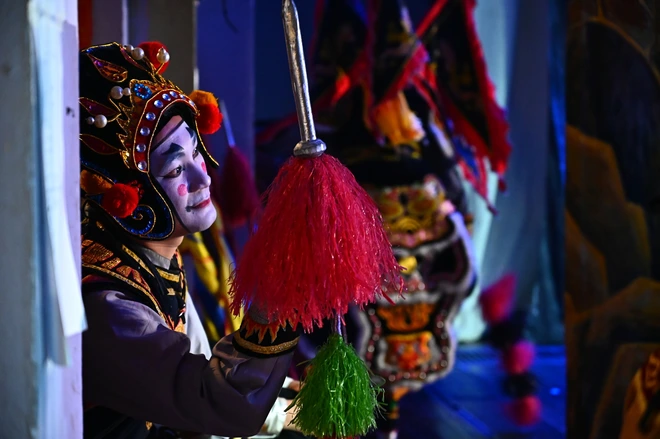 NSND Lê Tuấn Cường: Nghị quyết 80 là cú hích để nghệ sĩ được sáng tạo, ghi nhận xứng đáng- Ảnh 7. NSND Lê Tuấn Cường: Nghị quyết 80 là cú hích để nghệ sĩ được sáng tạo, ghi nhận xứng đáng- Ảnh 7.