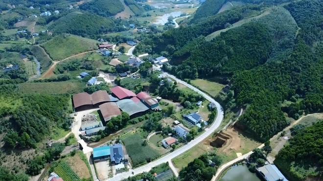To&agrave;n cảnh tuyến đường gần 1.300 tỷ đồng ở L&agrave;o Cai trước ng&agrave;y về đ&iacute;ch- Ảnh 3.