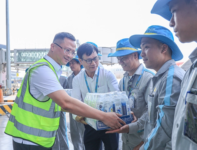 Cục trưởng H&agrave;ng kh&ocirc;ng: Chủ động bảo đảm sức khỏe cho người lao động trước nắng n&oacute;ng- Ảnh 3.