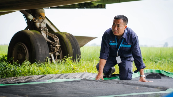 N&acirc;ng cao năng lực ứng ph&oacute; c&aacute;c t&igrave;nh huống khẩn nguy tại khu bay Nội B&agrave;i - Ảnh 12.