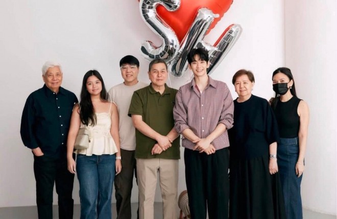Tương lai kh&oacute; đo&aacute;n của Kim Soo Hyun - Ảnh 3.