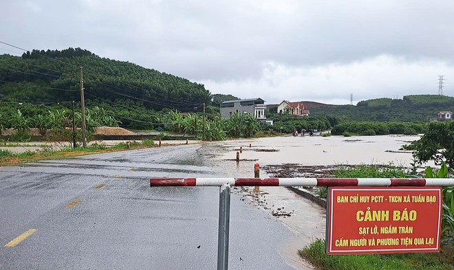 Bắc Ninh: Mưa b&atilde;o g&acirc;y chia cắt QL 31, lũ tr&ecirc;n nhiều s&ocirc;ng đ&atilde; vượt b&aacute;o động 3 - Ảnh 2.
