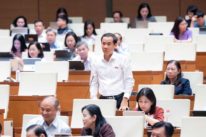 Tăng cường hậu kiểm, siết trách nhiệm trong hoạt động xuất bản - Ảnh 1.
