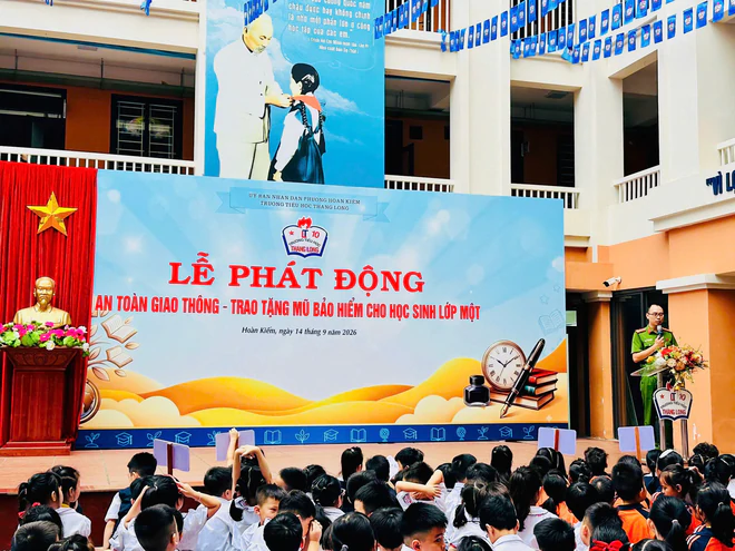 H&agrave; Nội: Học sinh nhiều trường được thực h&agrave;nh kỹ năng ATGT, PCCC - Ảnh 2.