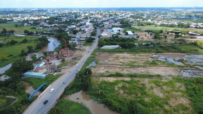 Cận cảnh cao tốc TP.HCM - Mộc B&agrave;i triển khai nhiều mũi thi c&ocirc;ng- Ảnh 2.
