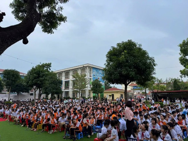 Hà Nội trang bị kỹ năng phòng cháy chữa cháy và cứu nạn cứu hộ cho giáo viên, học sinh- Ảnh 6.