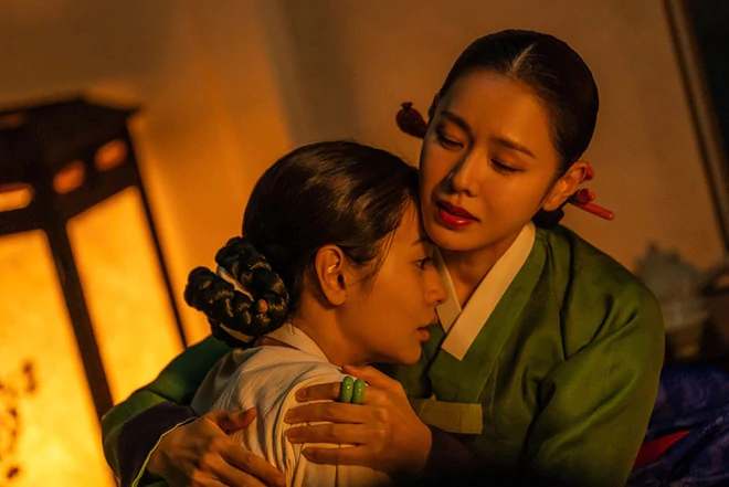 Son Ye Jin chia sẻ khi trở lại với phim 19+ “The scandal”- Ảnh 7.