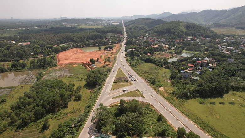 Khởi c&ocirc;ng dự &aacute;n giao th&ocirc;ng để từ H&agrave; Nội về Ho&agrave; B&igrave;nh chỉ c&ograve;n 30 ph&uacute;t - Ảnh 3.