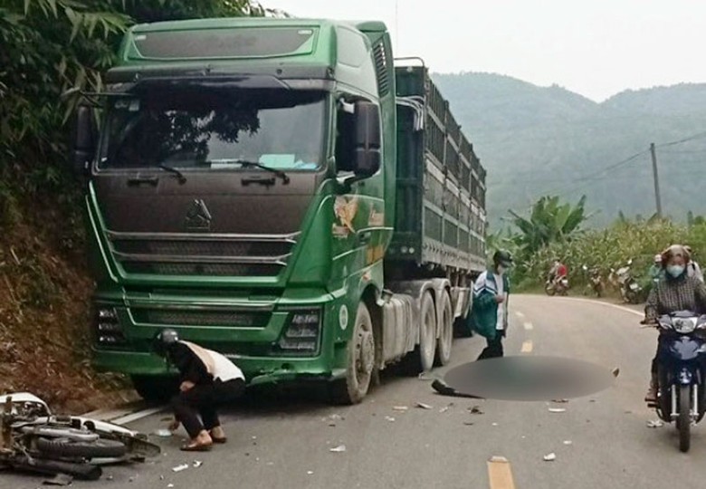 Tin tức tai nạn giao th&ocirc;ng mới nhất ng&agrave;y h&ocirc;m nay 13/10/2023 - Ảnh 3.