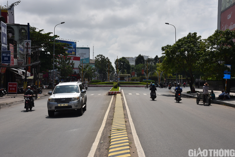 Cận cảnh 7km quốc lộ 91 ở Cần Thơ đang chờ mở rộng - Ảnh 1.