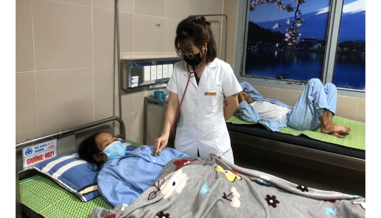 Th&aacute;i B&igrave;nh: 4 người phải nhập viện sau khi ăn tiết canh lợn, 1 người đ&atilde; tử vong - Ảnh 1.