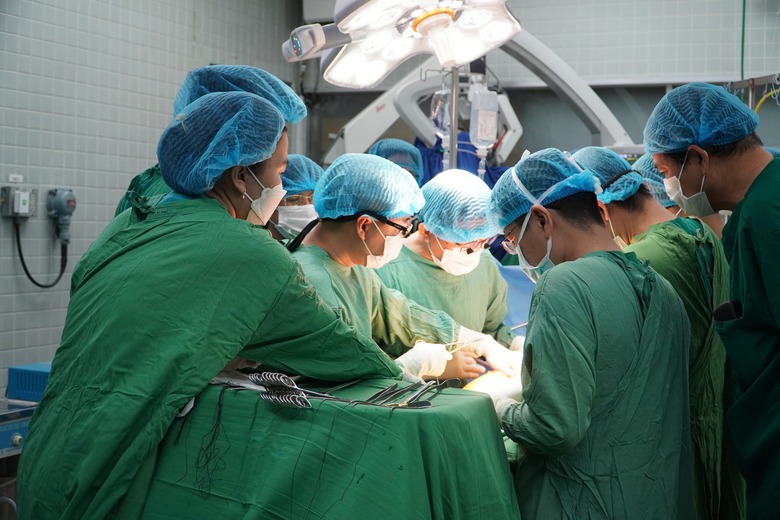 Vụ lật tẩy đường d&acirc;y mua b&aacute;n thận: Bộ Y tế chỉ đạo khẩn   - Ảnh 1.