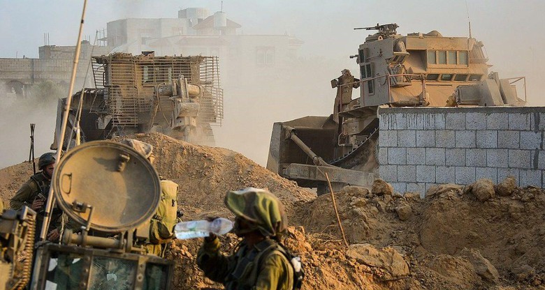 "Giờ G" đ&atilde; điểm: Kh&ocirc;ng phải tăng Israel, đ&acirc;y mới l&agrave; thứ sắp hứng thiệt hại nặng ở Gaza? - Ảnh 1.