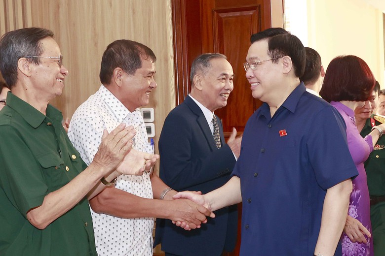 Chủ tịch Quốc hội: Đ&atilde; chuẩn bị 500.000 tỷ đồng để cải c&aacute;ch tiền lương - Ảnh 2.