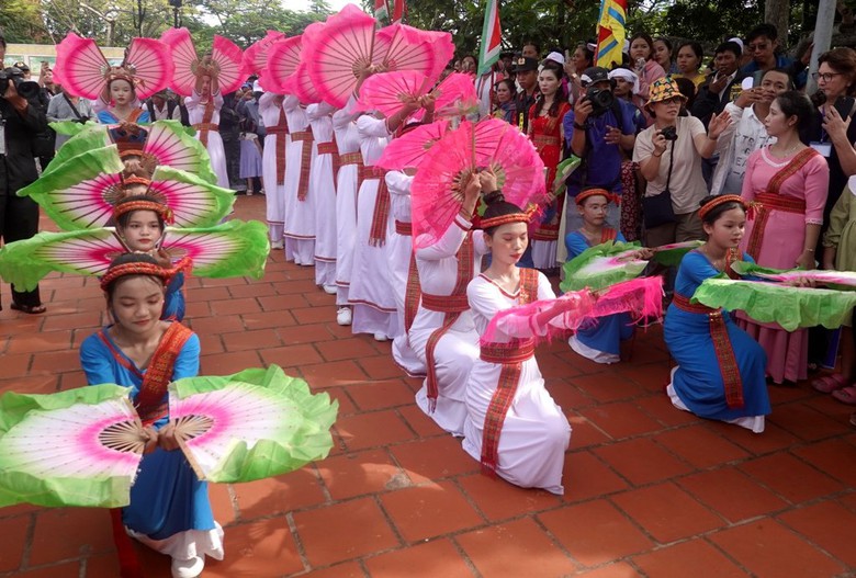 Tưng bừng lễ hội Kat&ecirc; người Chăm ở B&igrave;nh Thuận - Ảnh 3.
