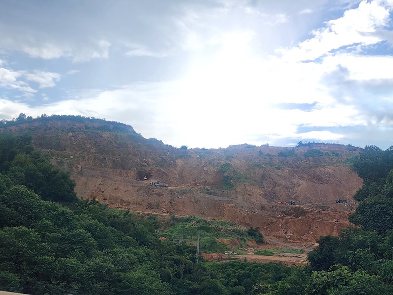 Nước sạch S&ocirc;ng Đ&agrave;: nguy cơ g&acirc;y &ocirc; nhiễm từ c&aacute;c dự &aacute;n san lấp mặt bằng - Ảnh 1.