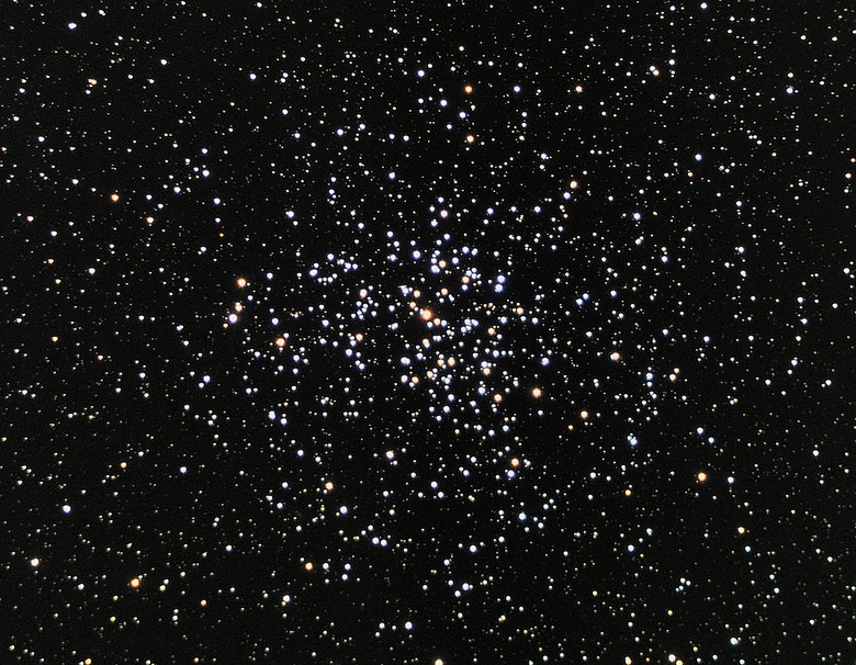 C&aacute;i chết của ng&ocirc;i sao trong nghĩa địa vũ trụ dự đo&aacute;n số phận của Mặt trời - Ảnh 1.