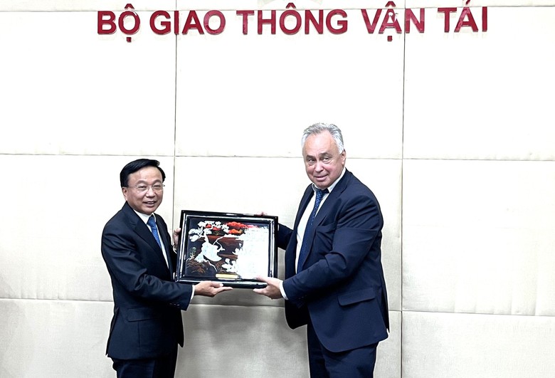 Bộ GTVT Nga quan t&acirc;m c&aacute;c dự &aacute;n hiện đại h&oacute;a hạ tầng giao th&ocirc;ng Việt Nam - Ảnh 2.