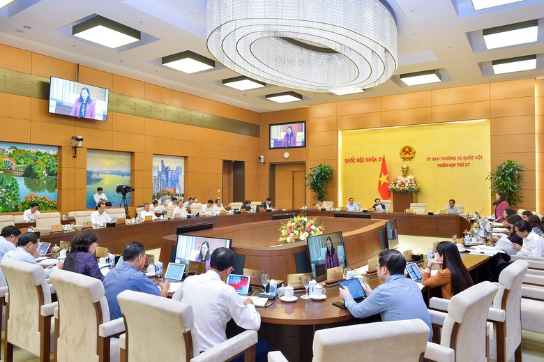 GDP năm 2023 c&oacute; thể tăng tr&ecirc;n 5% - Ảnh 2.