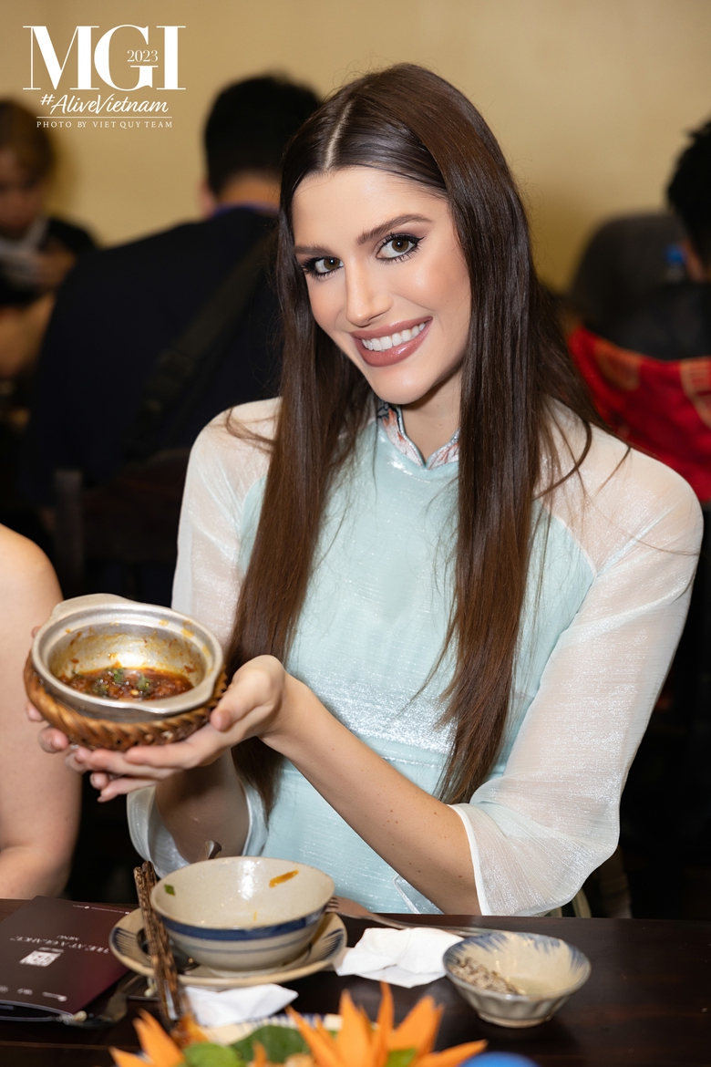 Đương kim Miss Grand International đến th&iacute; sinh đều m&ecirc; mẩn c&aacute; kho, nước mắm - Ảnh 3.