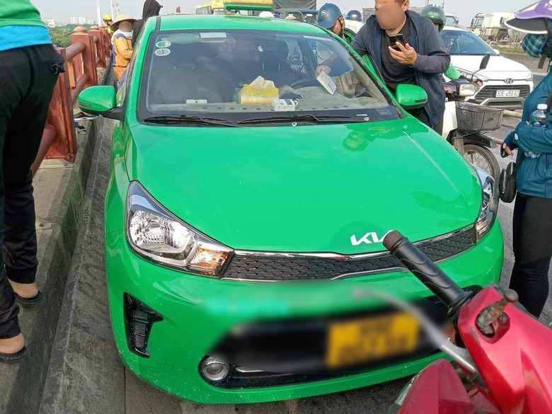 Nghi &aacute;n t&agrave;i xế giết người ở Bắc Ninh rồi về H&agrave; Nội nhảy cầu tự tự - Ảnh 1.