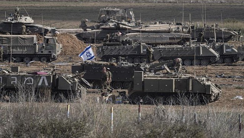 Israel vs Hamas: Đồng minh, vũ kh&iacute; của b&ecirc;n n&agrave;o hơn? - Ảnh 1.