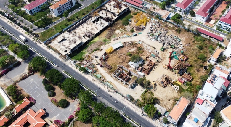 Phong toả h&agrave;ng chục tỷ đồng v&agrave; nh&agrave; đất của gia đ&igrave;nh cựu chủ tịch tỉnh Kh&aacute;nh Ho&agrave; - Ảnh 1.