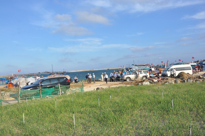 Quảng Ng&atilde;i muốn x&acirc;y dựng hạ tầng giao th&ocirc;ng ở L&yacute; Sơn kh&ocirc;ng thiếu loại h&igrave;nh vận tải n&agrave;o - Ảnh 5.