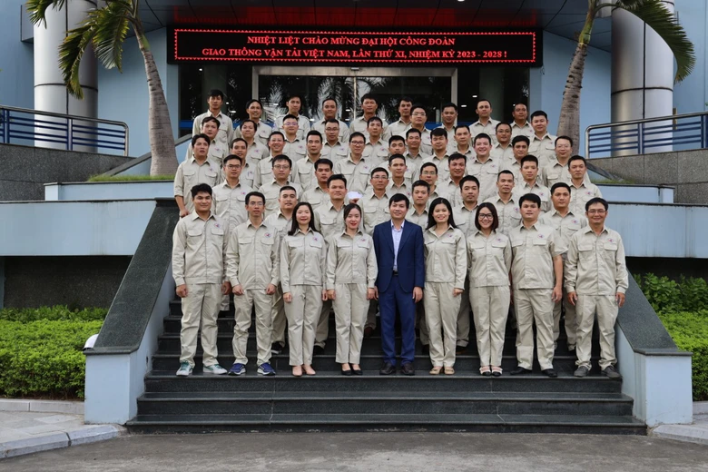 Cục Đăng kiểm cử c&aacute;n bộ nguồn đi học tập c&ocirc;ng nghệ mới tại doanh nghiệp - Ảnh 2.