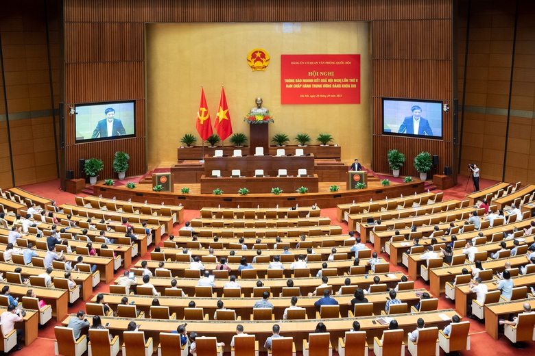 Trung ương đặt mục ti&ecirc;u tăng trưởng GDP năm 2024 đạt 6-6,5% - Ảnh 2.