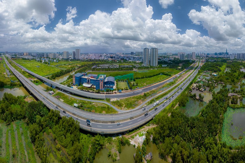 Cấm xe giường nằm qua đường song h&agrave;nh cao tốc TP.HCM - Long Th&agrave;nh - Dầu Gi&acirc;y - Ảnh 1.