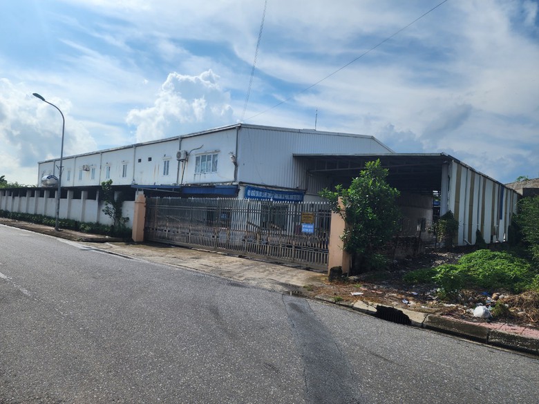 Nhiều nhà xưởng hàng ngàn m2 mọc trên đất nông nghiệp ở Nam Định - Ảnh 2. Nhiều nhà xưởng hàng ngàn m2 mọc trên đất nông nghiệp ở Nam Định - Ảnh 2.