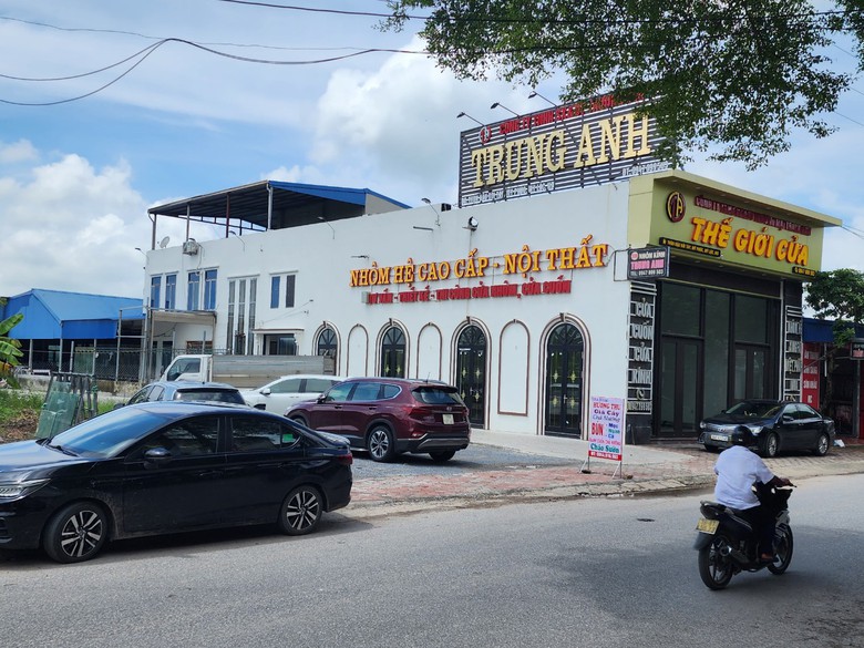 Nhiều nhà xưởng hàng ngàn m2 mọc trên đất nông nghiệp ở Nam Định - Ảnh 1. Nhiều nhà xưởng hàng ngàn m2 mọc trên đất nông nghiệp ở Nam Định - Ảnh 1.