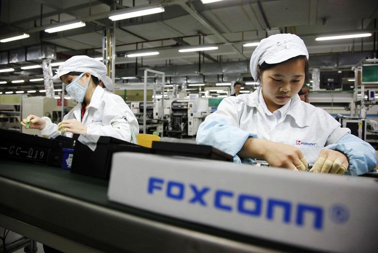 Giữa l&uacute;c Foxconn bị điều tra, người Trung Quốc lại n&oacute;i về "miếng ăn" v&agrave; "sợi t&oacute;c kh&oacute; xơi"? - Ảnh 3.