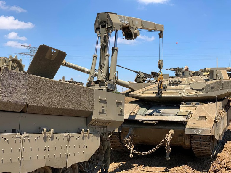 Thứ nắm giữ sống c&ograve;n của cả tiểu đo&agrave;n tăng Israel đ&atilde; &aacute;p s&aacute;t Gaza, điều đ&oacute; c&oacute; nghĩa l&agrave; g&igrave;? - Ảnh 4.