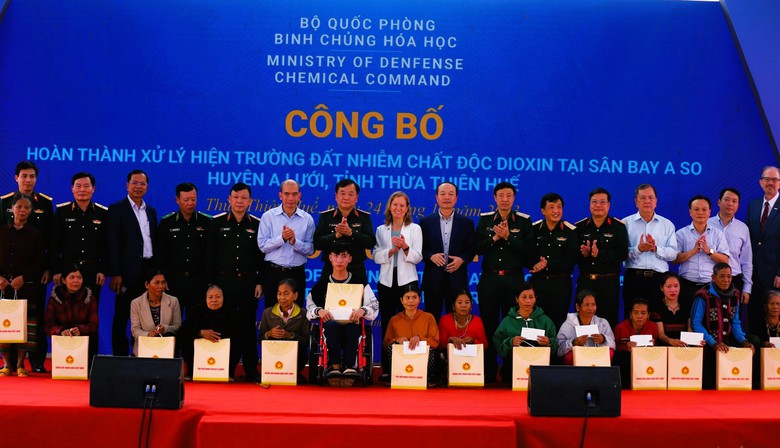 Ho&agrave;n th&agrave;nh xử l&yacute; đất nhiễm dioxin tại s&acirc;n bay A So - Ảnh 3.