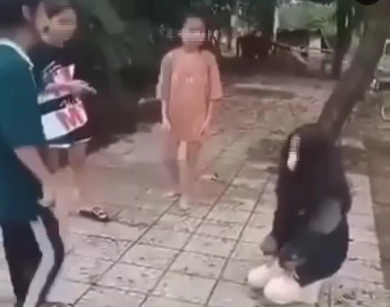 Y&ecirc;u cầu l&agrave;m r&otilde;, xử l&yacute; nghi&ecirc;m vụ nữ sinh lớp 7 bị đ&aacute;nh hội đồng tại Thừa Thi&ecirc;n Huế - Ảnh 2.