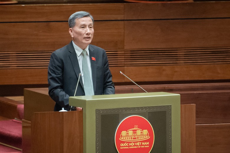 Để xuất gi&aacute; khởi điểm đấu gi&aacute; số thu&ecirc; bao di động bằng GDP đầu người - Ảnh 1.