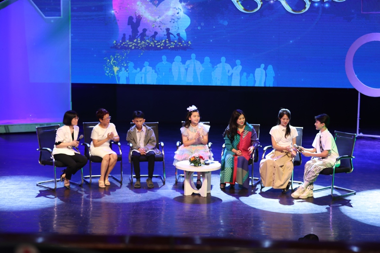 Vở nhạc kịch Vi&ecirc;n đ&aacute; ngũ sắc được k&iacute;ch hoạt từ tr&aacute;i tim thiện t&acirc;m - Ảnh 5.