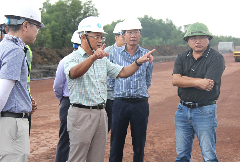 Th&uacute;c tiến độ cao tốc Bến Lức - Long Th&agrave;nh - Ảnh 1.