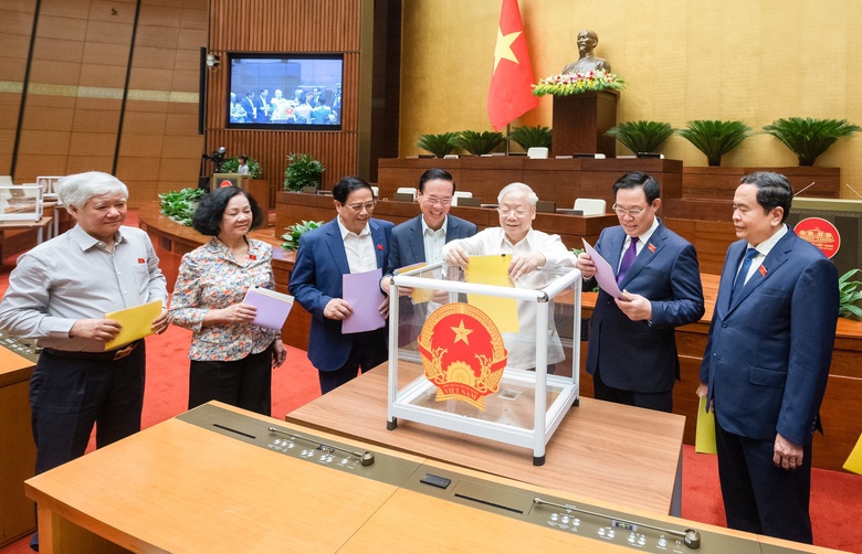 Lấy phiếu t&iacute;n nhiệm sẽ tạo động lực để c&aacute;n bộ phấn đấu - Ảnh 1.