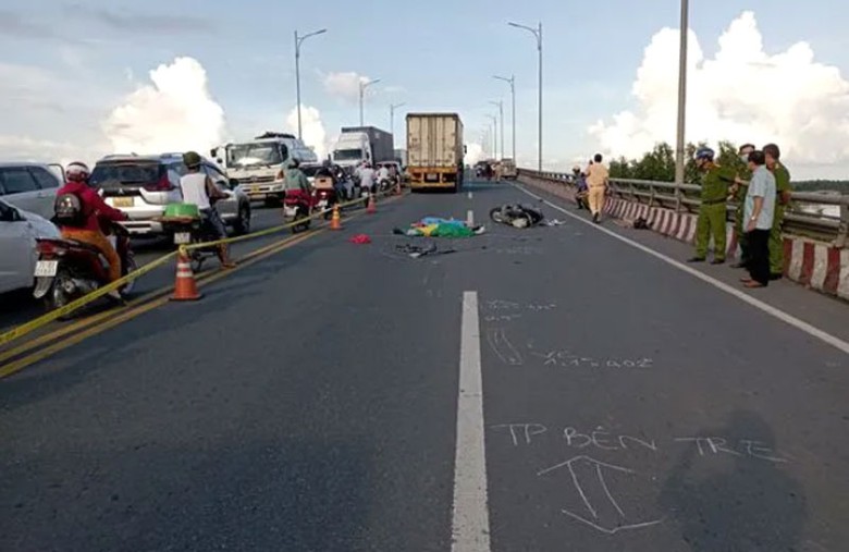 Tin tức tai nạn giao th&ocirc;ng mới nhất ng&agrave;y h&ocirc;m nay 27/10/2023 - Ảnh 3.