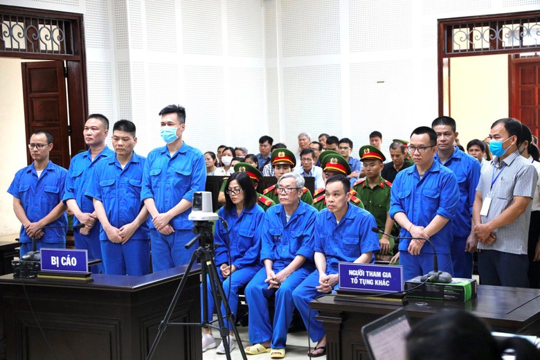 Cựu Chủ tịch AIC nhận th&ecirc;m 10 năm t&ugrave; vụ "th&ocirc;ng thầu" ở Bệnh viện Sản-Nhi Quảng Ninh - Ảnh 1.