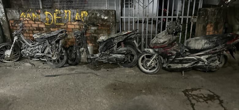 Truy bắt nhanh đối tượng ph&oacute;ng hỏa đốt nh&agrave;, định giết người - Ảnh 2.