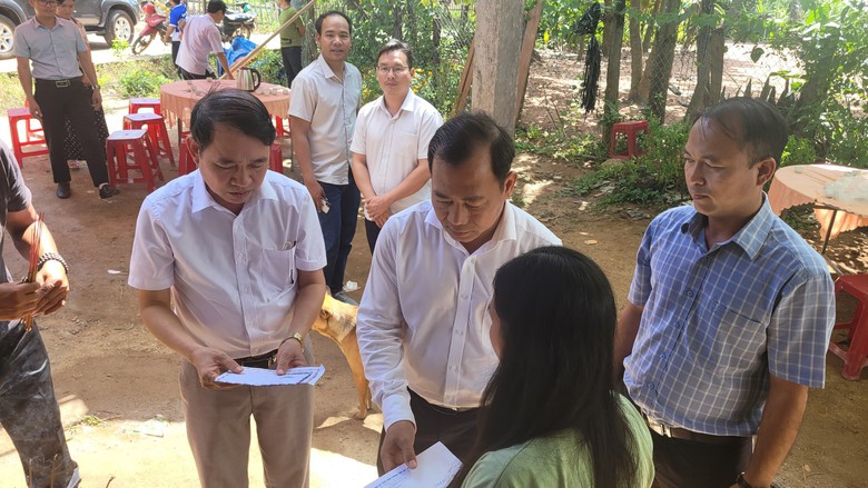 Hỗ trợ 4 nạn nh&acirc;n tử vong do TNGT tại Gia Lai - Ảnh 1.