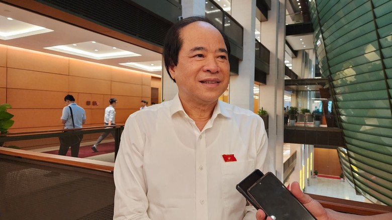ĐBQH rớm nước mắt khi biết nạn nh&acirc;n vụ ch&aacute;y chung cư chưa được tiền hỗ trợ - Ảnh 2.